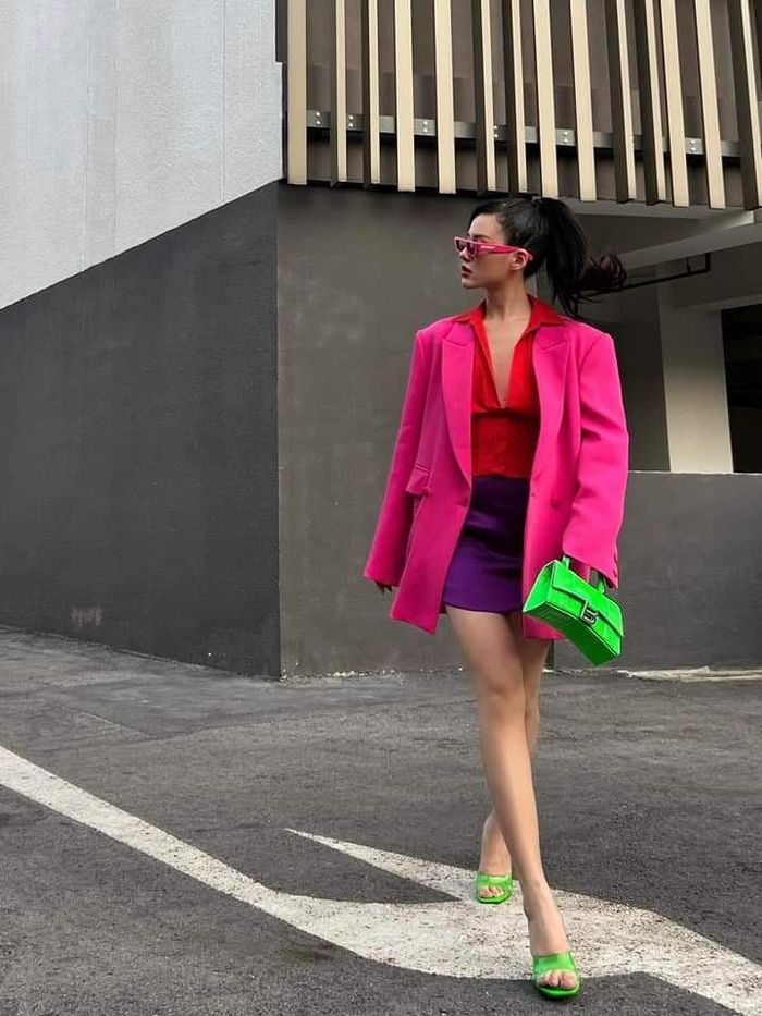 So kè gu thời trang của mỹ nhân tên Linh: có người bị chê lòe loẹt
