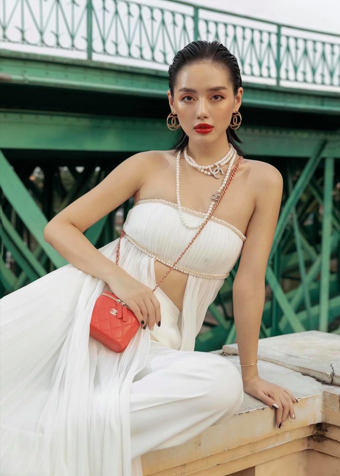 So kè gu thời trang của mỹ nhân tên Linh: có người bị chê lòe loẹt