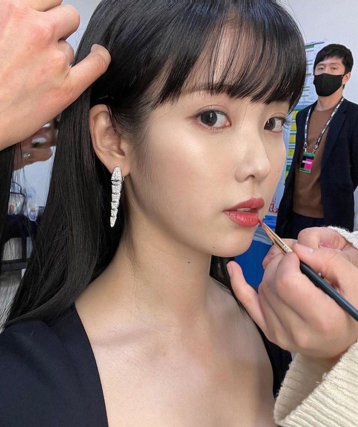 Top 10 idol Kpop bước qua tuổi 30 mà như đôi mươi