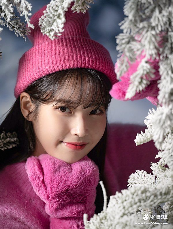 Top 10 idol Kpop bước qua tuổi 30 mà như đôi mươi