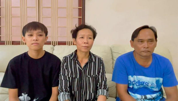 Trang Trần: Mẹ Hồ Văn Cường không đến lễ 100 ngày của Phi Nhung