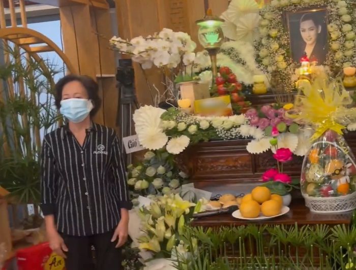 Trang Trần: Mẹ Hồ Văn Cường không đến lễ 100 ngày của Phi Nhung