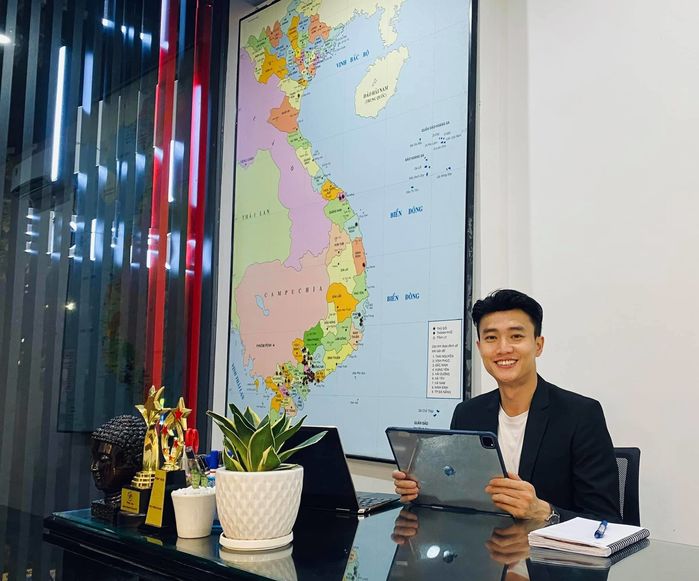 Quốc Trường: Từ cậu bé bán vé số đến diễn viên có tài sản khủng