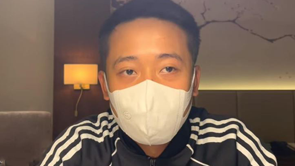 Quang Vinh Vlog vừa về VN đã gây bão mạng, hoãn việc vì mắc Covid-19
