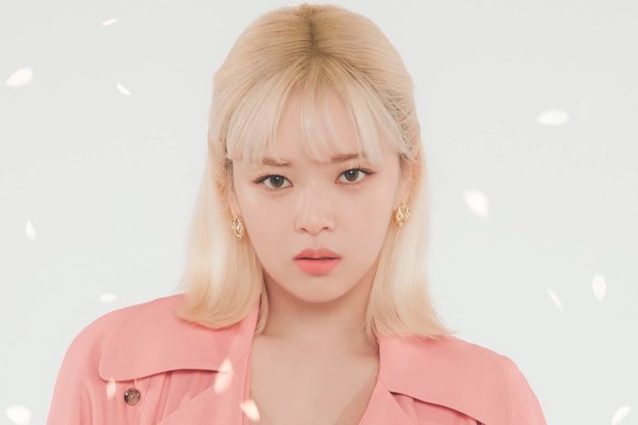 Bộ ba khí chất trên bìa tạp chí đánh bay lời chê TWICE phèn