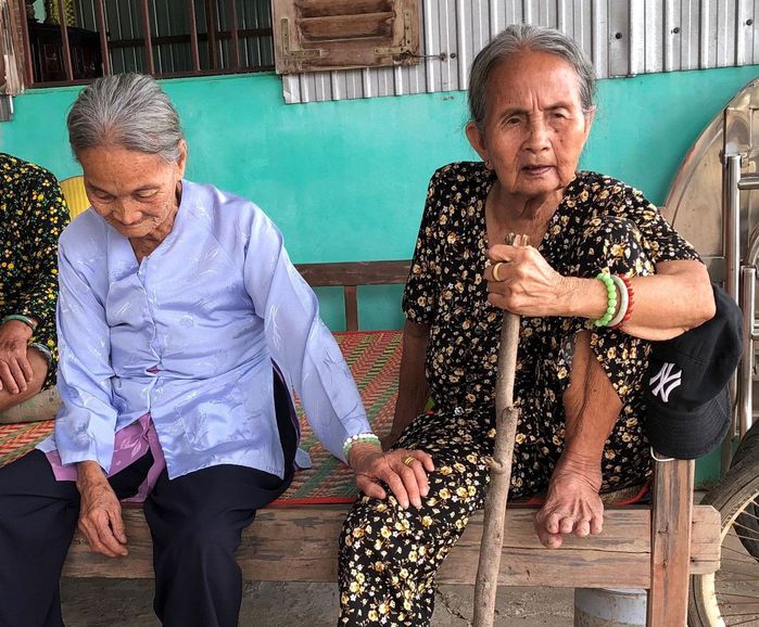 Cụ 101 tuổi giới thiệu chồng cho em gái 99 tuổi: Chịu không để làm mai