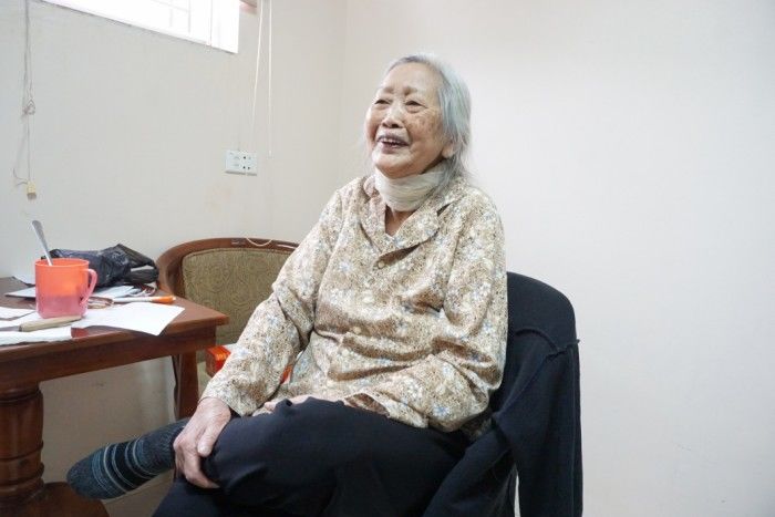 Cụ bà 84 tuổi quyết chia tay vì chồng cả đời không một lần rửa bát