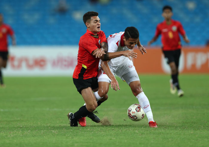 Cầu thủ U23 ăn mừng bàn thắng bằng cách cầu nguyện cho đồng đội