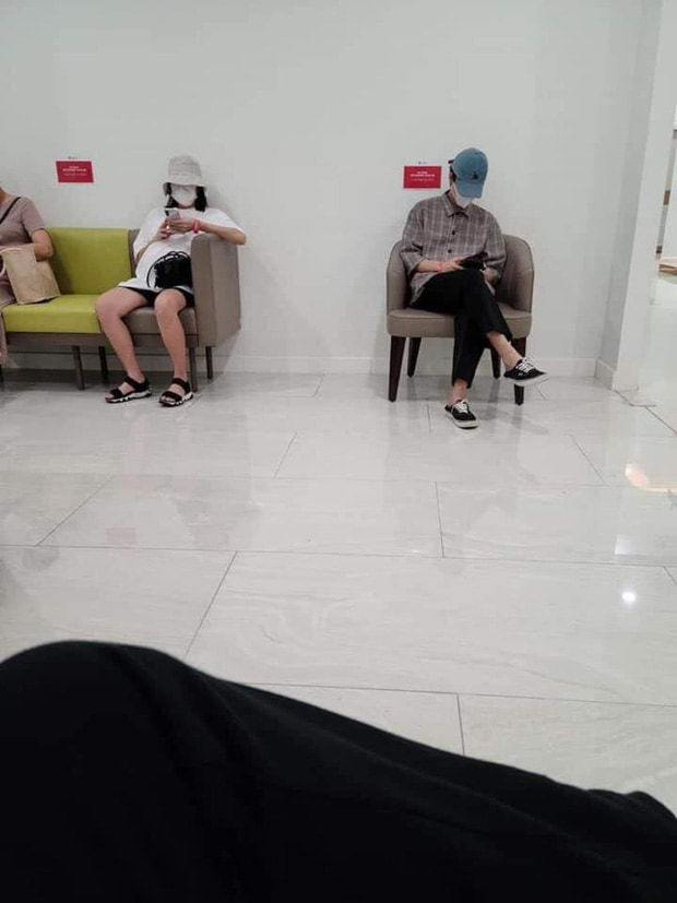 Diệu Nhi khen ảnh cưới Tóc Tiên, đàn chị đáp một câu hết đường chối