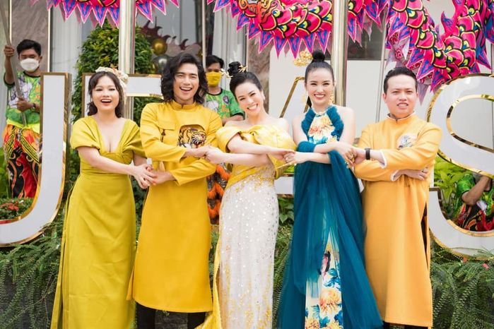 Hậu trường chụp ảnh tình bể bình của Nhật Kim Anh - Lợi Trần