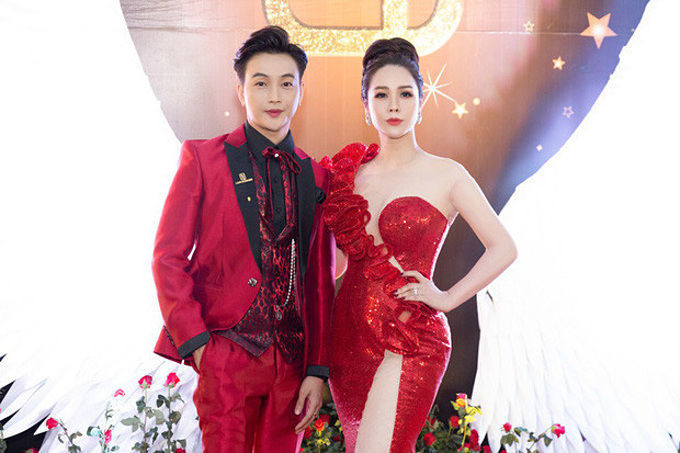 Hết bị đồn yêu TiTi, Nhật Kim Anh lại xuất hiện cùng chàng trai lạ