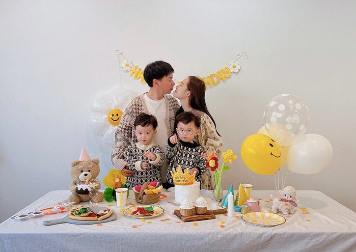 Mẹ Việt lấy chồng Hàn: Nhà chồng mê vì xinh, 2 con sinh đôi kháu khỉnh