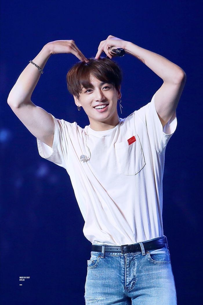 Idol Kpop sở hữu body khiến fan phải đứng hình