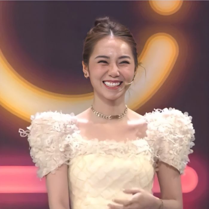 Idol tóp tóp đại chiến cameraman nhà đài: Chỉ một người qua ải