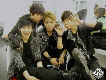 Idol từng debut ở nhóm nhạc khác hiện tại: Mino ở boygroup vô danh