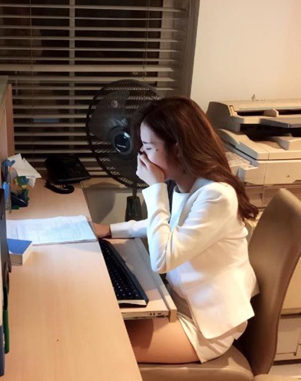 Khoảnh khắc ngáp ngủ của sao: người đẹp hút hồn, người chỉ muốn quên