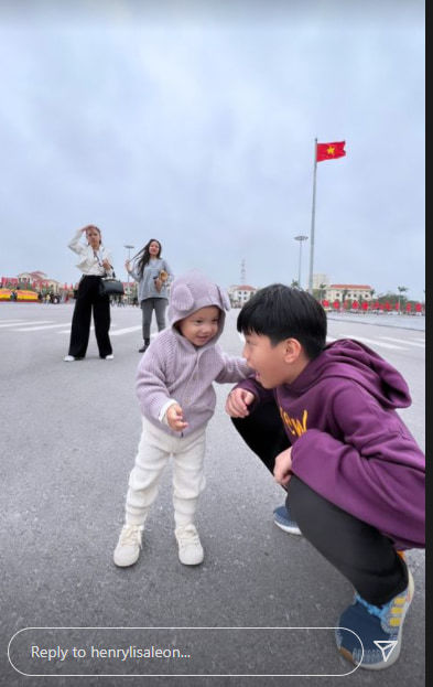 Khoảnh khắc tình thương mến thương của Subeo và Lisa đầu năm
