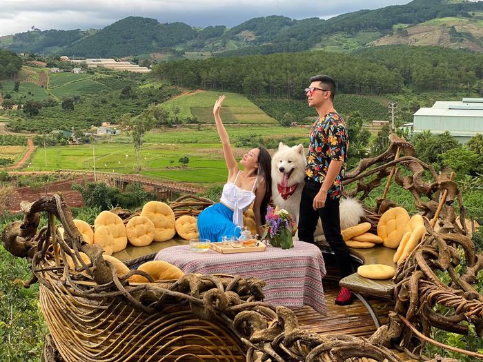 Khối tài sản của Lương Bằng Quang - Ngân 98 khi về chung một nhà