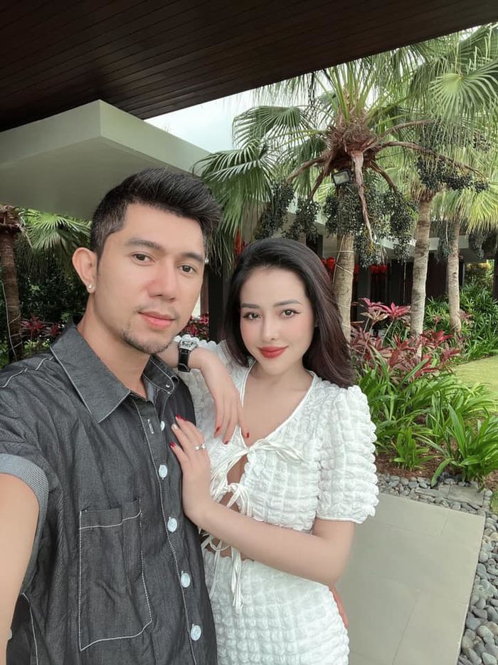 Khối tài sản của Lương Bằng Quang - Ngân 98 khi về chung một nhà