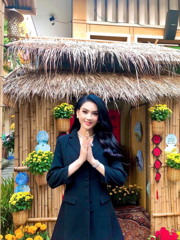 Lâm Khánh Chi: Tôi dư tài chính nuôi con, không cần nhận chu cấp