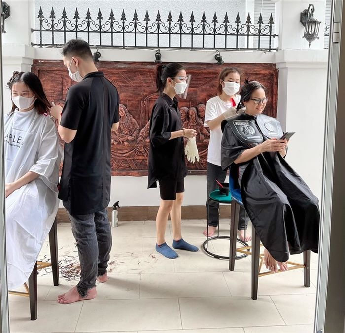 Loạt điều kiện khắt khe để trở thành giúp việc nhà sao Việt