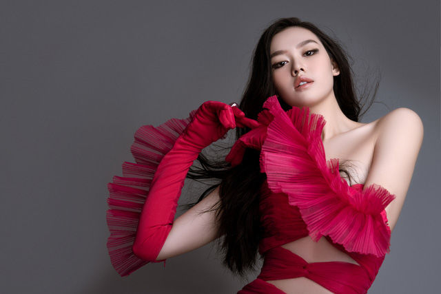 Dàn mỹ nhân Việt đụng hàng Hải Triều: cỡ H'Hen Niê còn chào thua