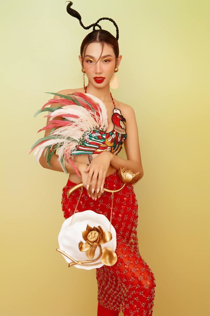 Mỹ nhân Việt khoe dáng đầu năm: Chi Pu hóa bánh chưng