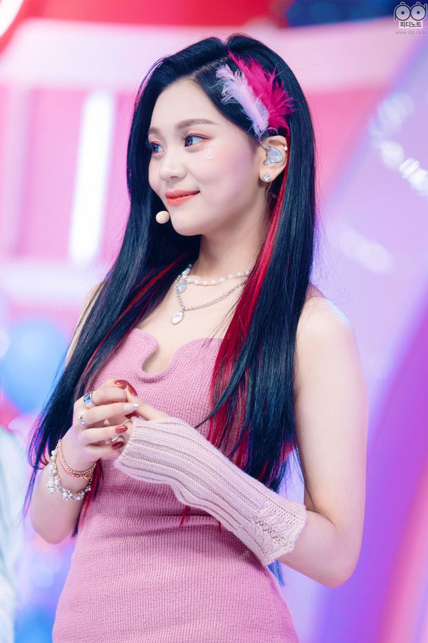 Mỹ nữ kém xinh nhất Kpop: Nay đọ sắc với tân binh cũng không ngán
