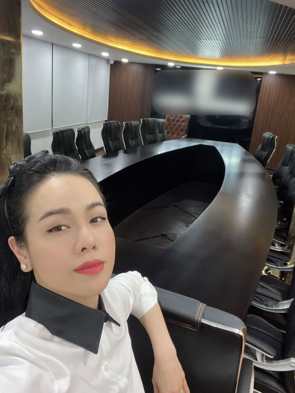 Nhật Kim Anh và những màn chơi lớn hết nấc trong dịp đầu năm mới
