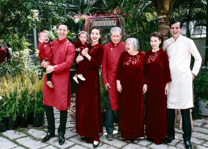 Nhìn gia đình Hà Hồ mỗi tối: biết ngay lý do nữ hoàng chọn Kim Lý