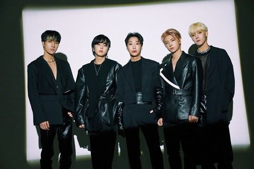 Nhóm nhạc Kpop có tuổi ra mắt lớn nhất: WINNER tới 21 tuổi