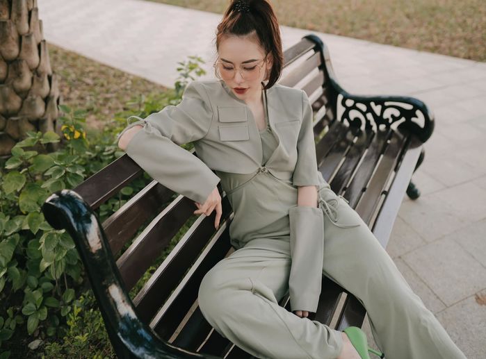 Nữ chính Người ấy là ai là fan girl may mắn có đầy đủ chữ kí cầu thủ