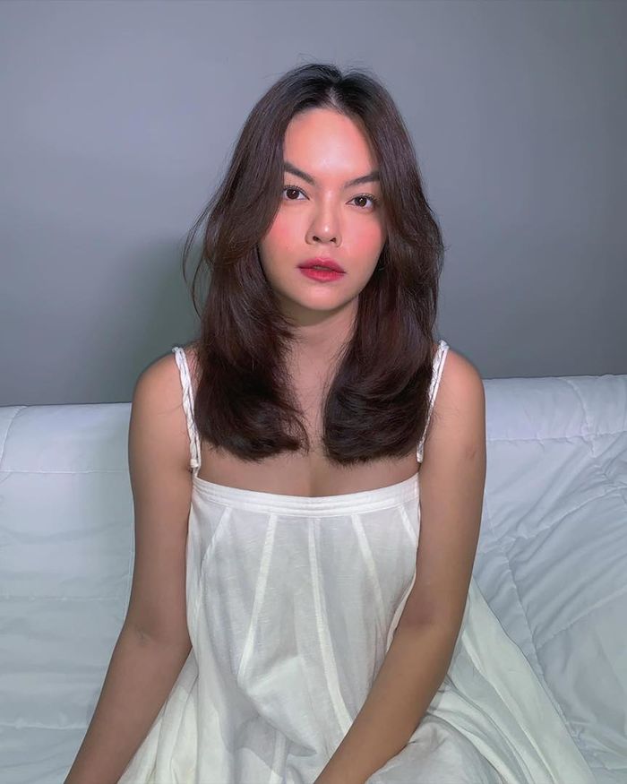 Phạm Quỳnh Anh U40 vẫn trẻ trung rực rỡ: bị thời gian bỏ quên mất rồi