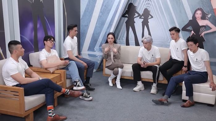 Cùng ngồi ghế nóng: Xuân Lan và Hà Anh không đội trời chung