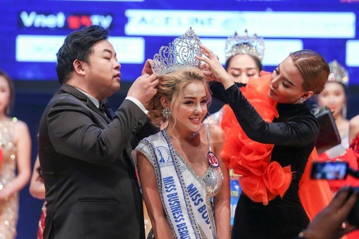 Sao chân ướt đi thi: Vợ của Lương Bằng Quang từng là Á hậu Quốc tế