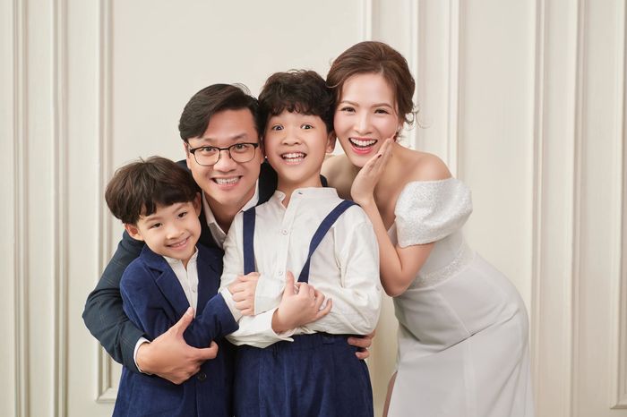 Sao Việt và mối tình từ thời đi học: Salim có 15 năm làm bạn