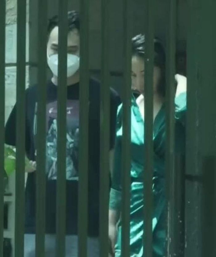 Sao Việt đổ vỡ hôn nhân vì bé ba: Lâm Khánh Chi bị tố ăn vụng