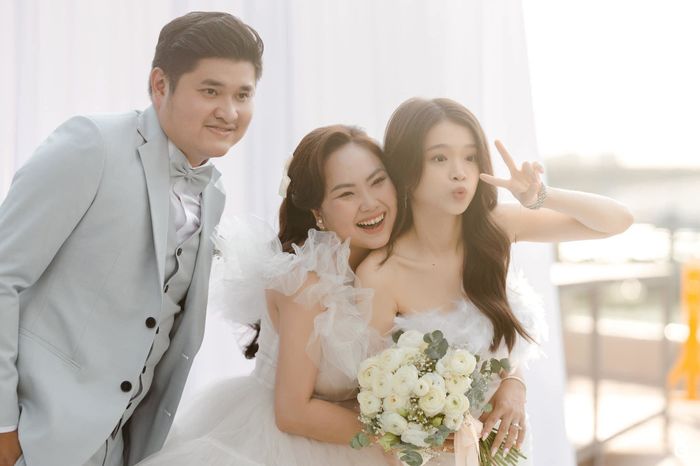 Sao Việt nô nức dự đám cưới đầu năm: Linh Ka lấn át cô dâu