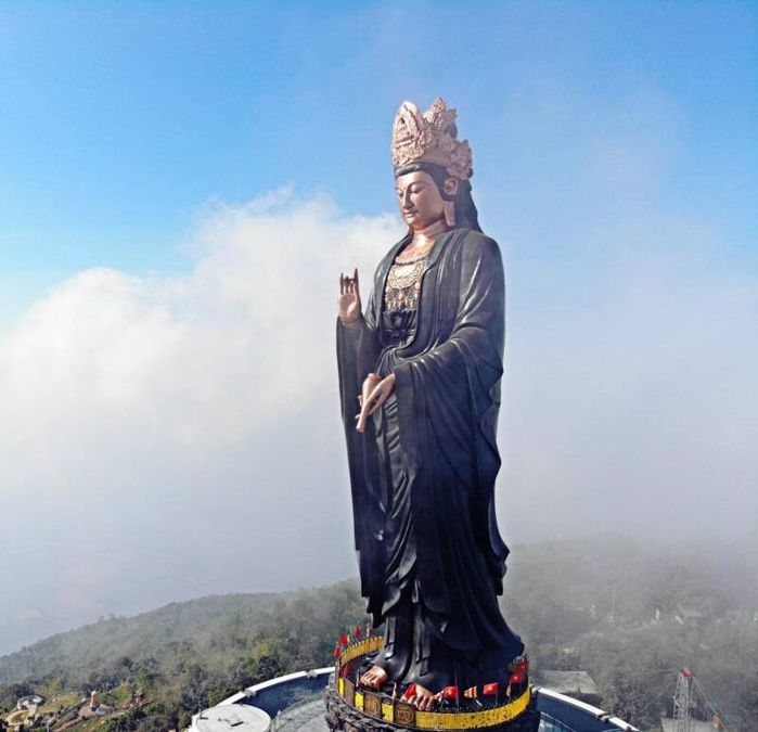 Núi Bà Đen free vé: đến thăm tượng Phật bằng đồng cao nhất Châu Á