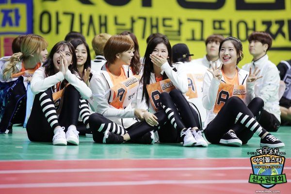 Thánh địa hẹn hò của idol ISAC: Nhìn qua cũng biết ai có người yêu