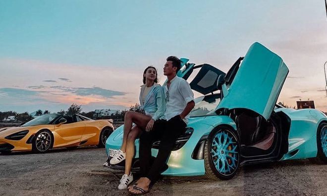 Thủ môn Bùi Tiến Dũng khoe cặp nhẫn đôi kim cương: Fan đoán sắp cưới