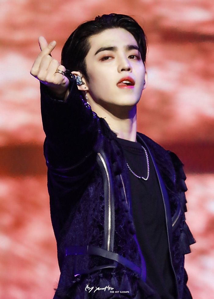 Trưởng nhóm xuất sắc nhất Kpop: Anh chàng Suho (EXO) được gọi tên