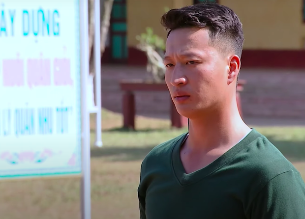 Ảnh trên mạng và ảnh lên sóng của Trung đội trưởng Sao Nhập Ngũ 2022