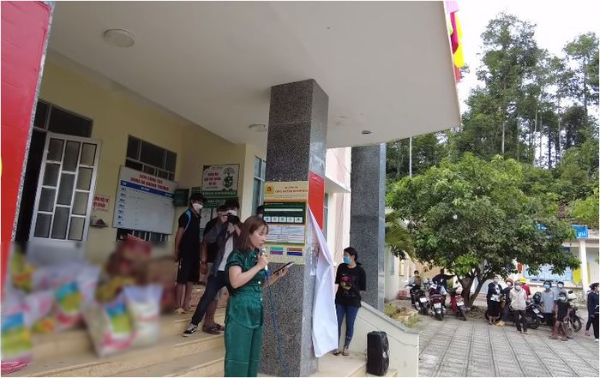 Bà Nhân gây xúc động khi dùng 130 triệu giúp đỡ hoàn cảnh khó khăn