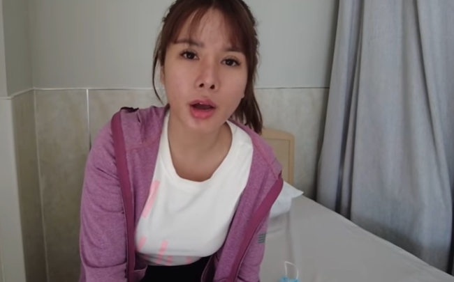 Bà Nhân Vlog chỉnh nhẹ mũi cằm, về gặp chồng Nhật chắc là bất ngờ lắm