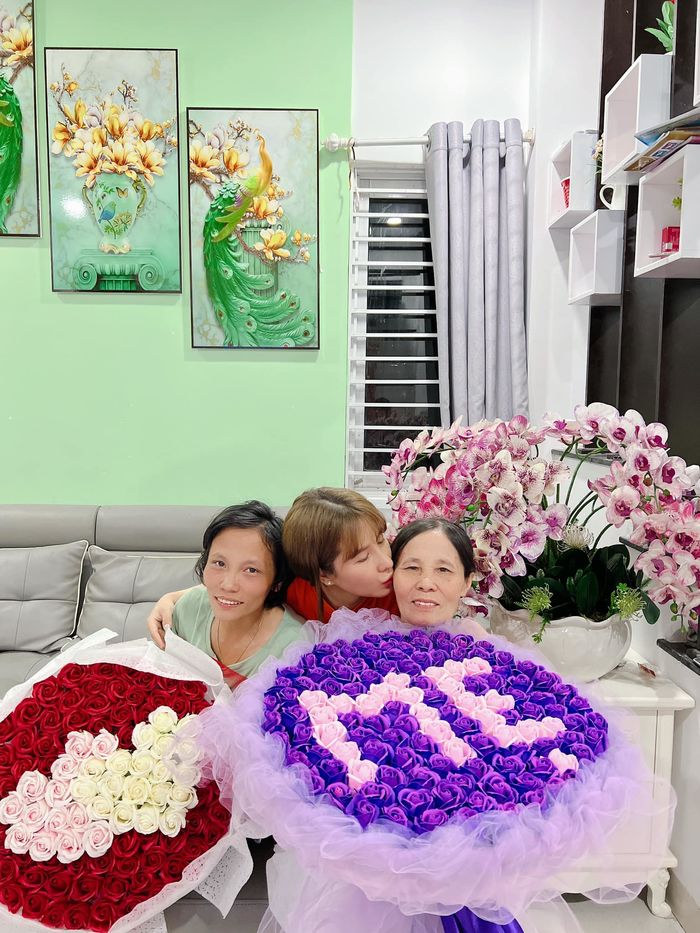 Bà Nhân Vlog sau tân trang 200 triệu: nhìn cứ như diễn viên Bảo Thanh