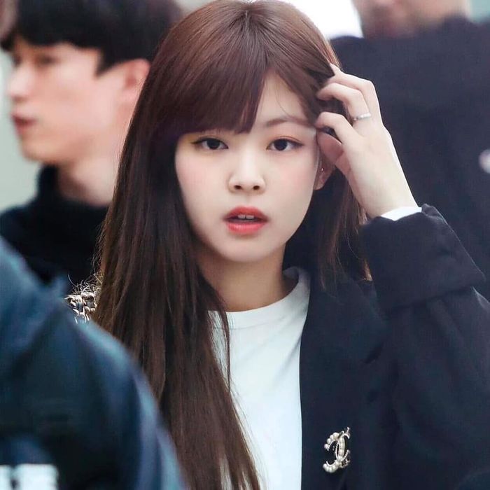 BLACKPINK qua tay fan edit: Jennie chơi hẳn tóc giống Harley Quinn