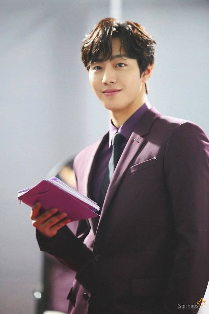 Hyo Seop - Se Jeong: Đàng trai suýt làm idol, đàng gái toàn năng