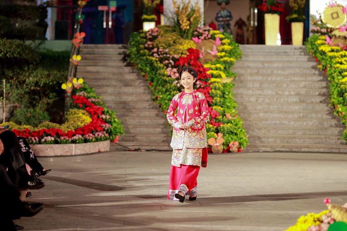 Các bản sao nhí của H'Hen Niê: Có người 11 tuổi đã catwalk điệu nghệ