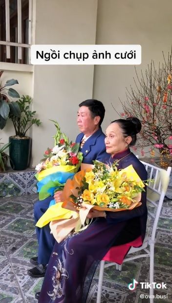 Đám cưới đặc biệt nhất VN: Cô dâu 75 tuổi đi lấy chồng